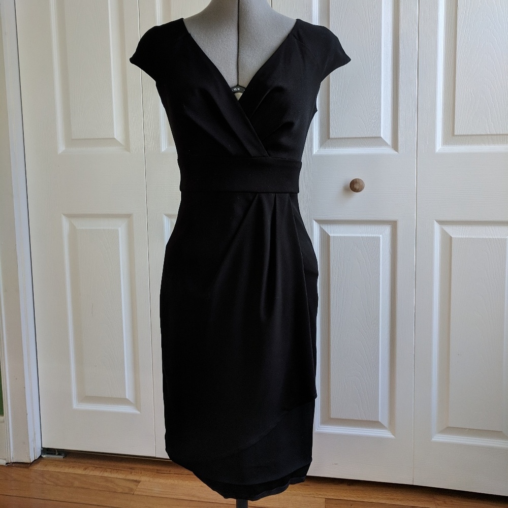 White House Black Market LBD size 00